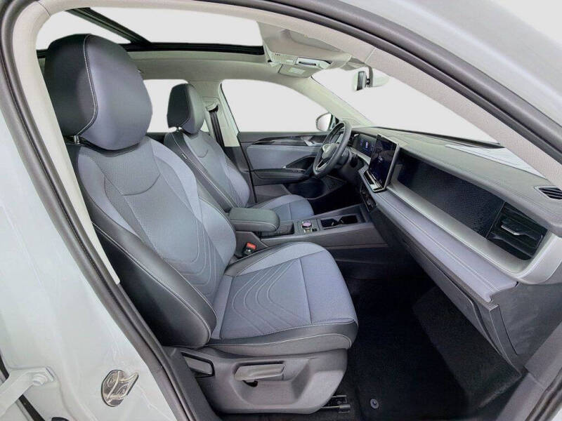 2026 Volkswagen Tiguan SE 4Motion