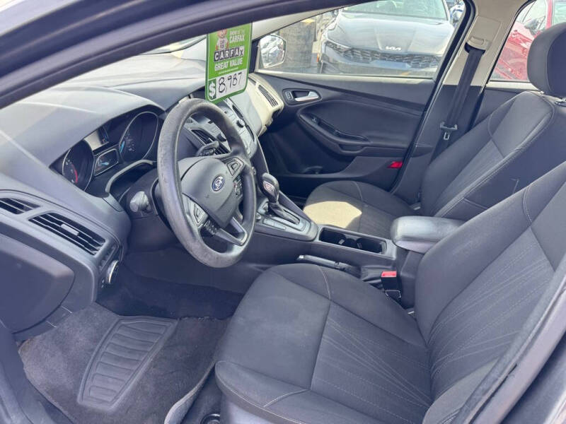 2017 Ford Focus SE