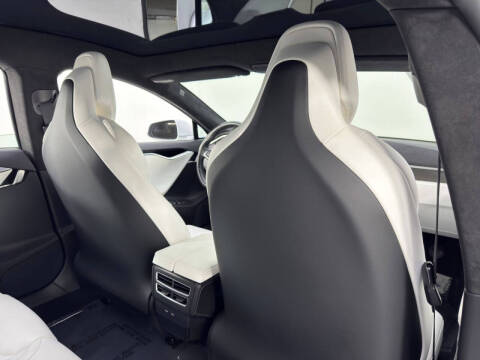 2017 Tesla Model S 90D