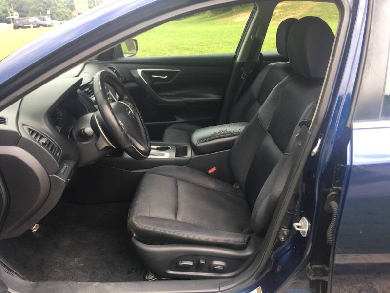 2016 Nissan Altima 2.5 SR