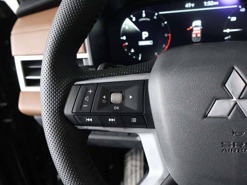 2026 Mitsubishi Outlander SEL