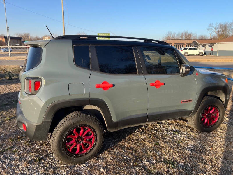 2016 Jeep Renegade Trailhawk