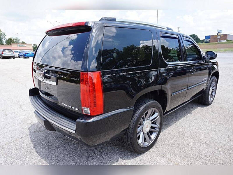 2013 Cadillac Escalade Premium