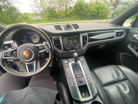 2015 Porsche Macan S