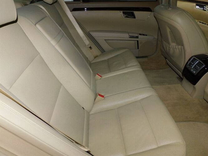 2013 Mercedes-Benz S-Class