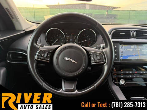 2018 Jaguar F-PACE 25t Premium