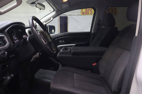 2018 Nissan Titan SV