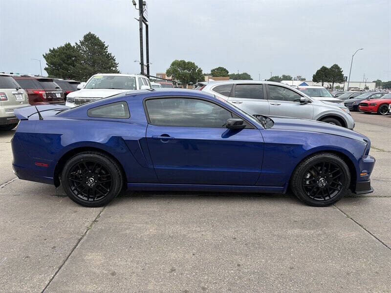 2014 Ford Mustang V6