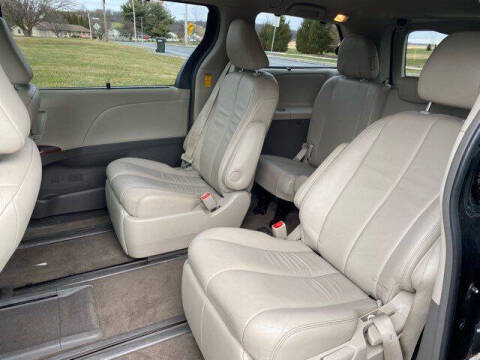 2014 Toyota Sienna XLE 7-Passenger