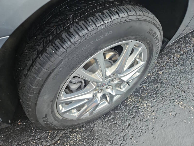 2023 Buick Enclave Essence