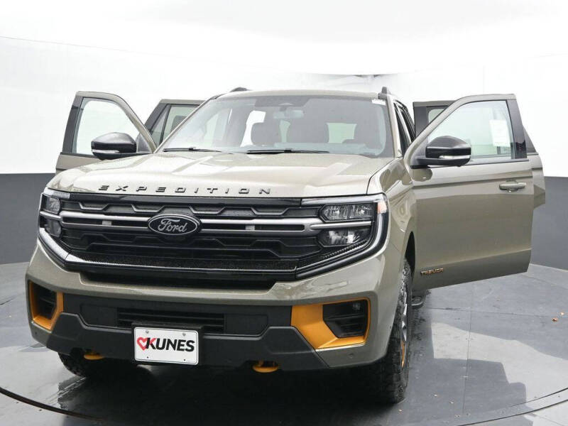 2025 Ford Expedition Tremor