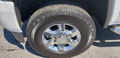 2017 GMC Sierra 3500HD Denali