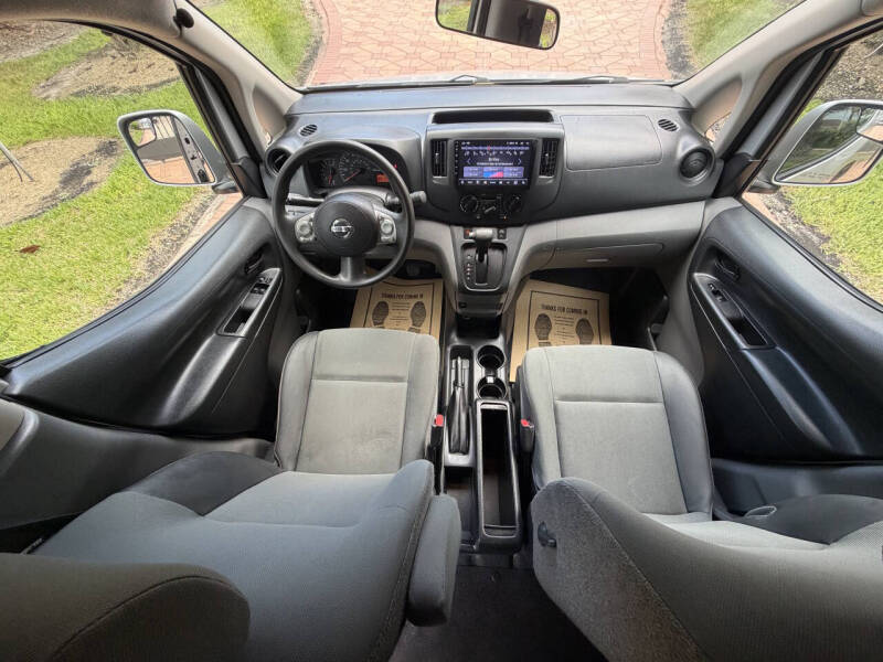 2017 Nissan NV200 SV