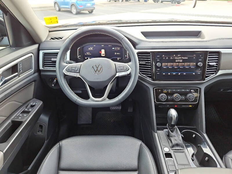 2023 Volkswagen Atlas V6 SE