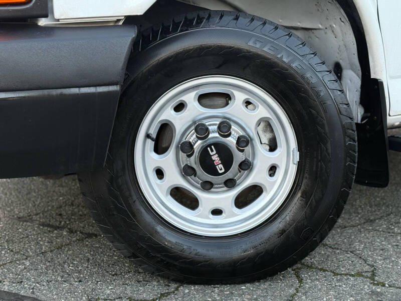 2016 GMC Savana 2500