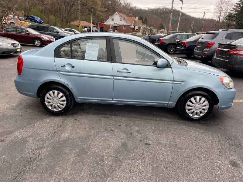 2011 Hyundai Accent for sale at CHRIS AUTO SALES in Cincinnati OH