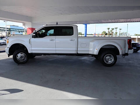 2017 Ford F-350 Super Duty Lariat