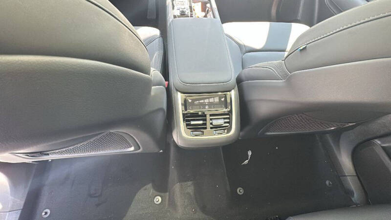 2026 Volvo XC90 B6 Plus 7P