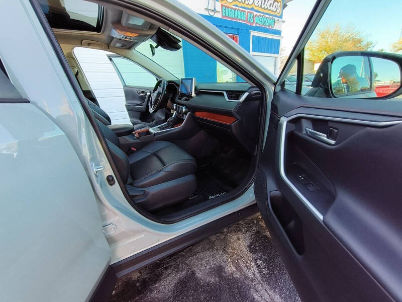 2019 Toyota RAV4 Adventure