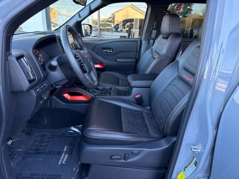 2025 Nissan Frontier PRO-4X