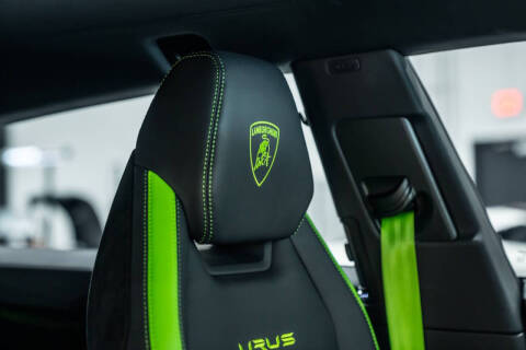 2023 Lamborghini Urus Performante