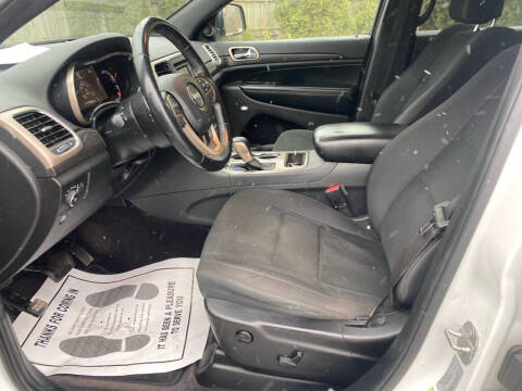 2017 Jeep Grand Cherokee Laredo