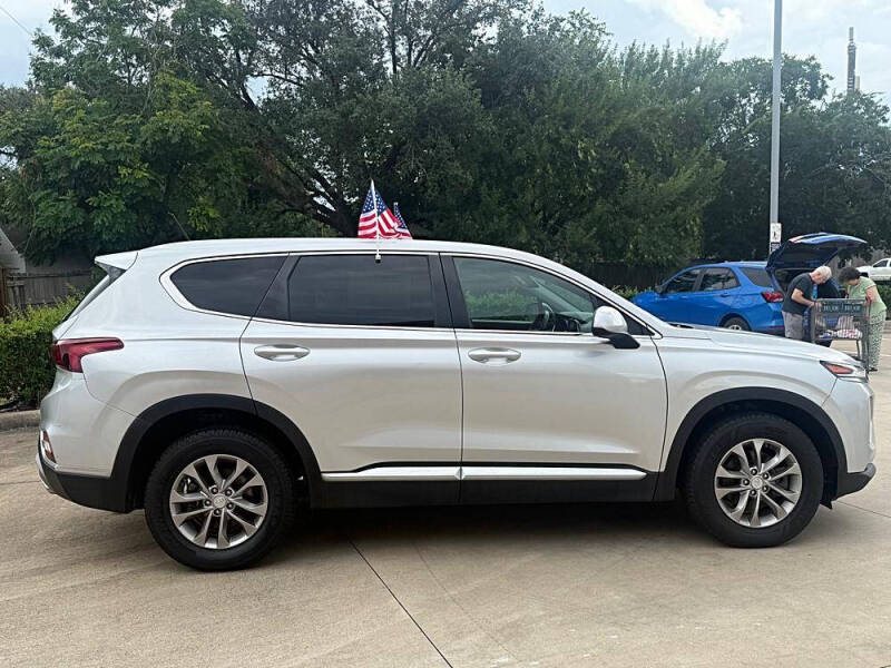 2020 Hyundai Santa Fe SE