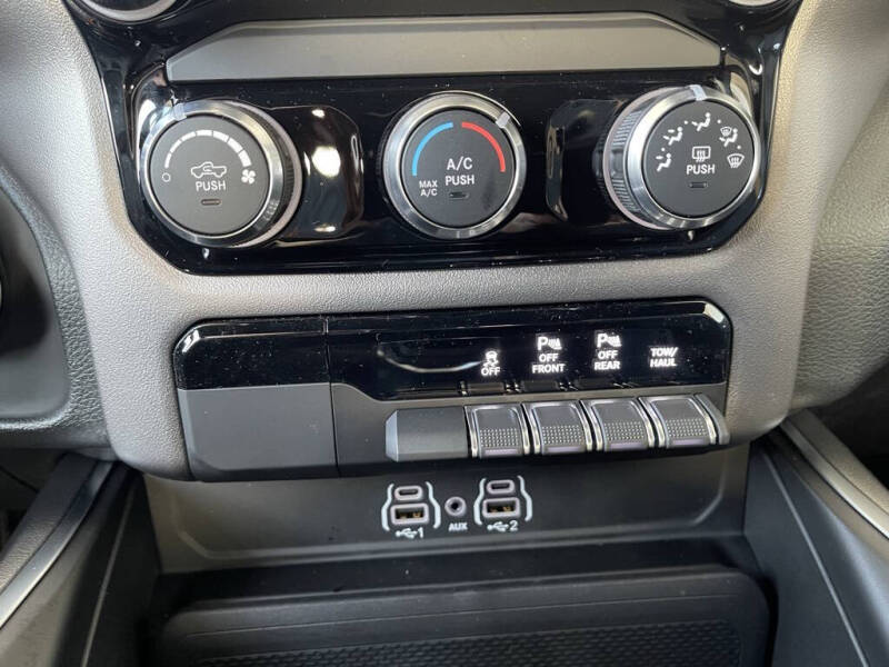 2026 RAM 1500 Express