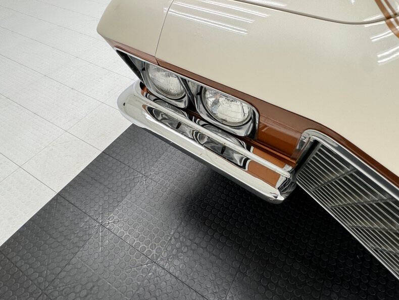 1972 Buick Riviera