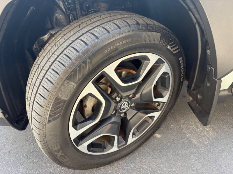 2019 Toyota RAV4 Adventure