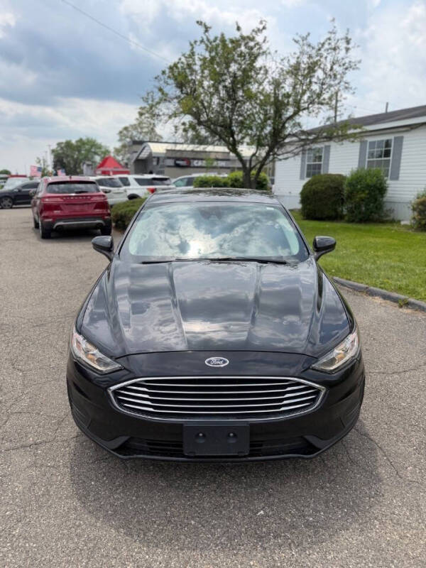 2020 Ford Fusion SE