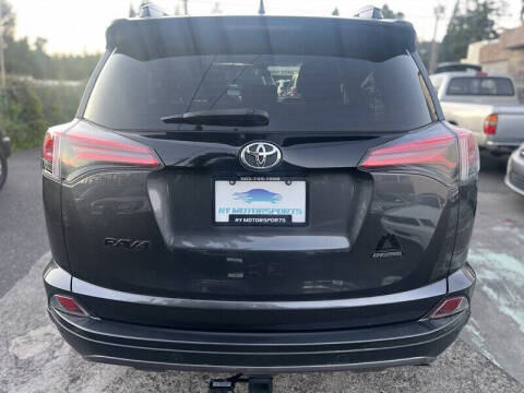 2018 Toyota RAV4 Adventure