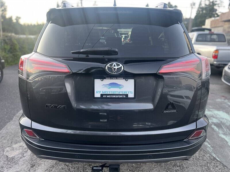 2018 Toyota RAV4 Adventure