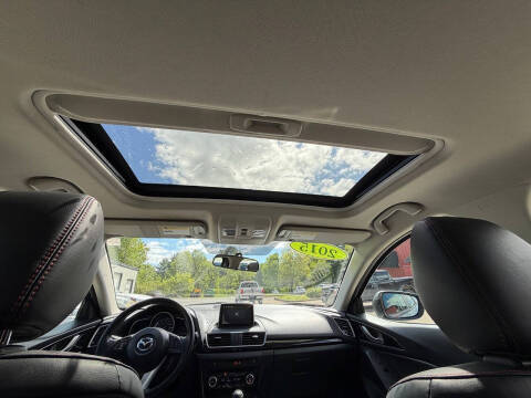 2015 Mazda MAZDA3 i Grand Touring