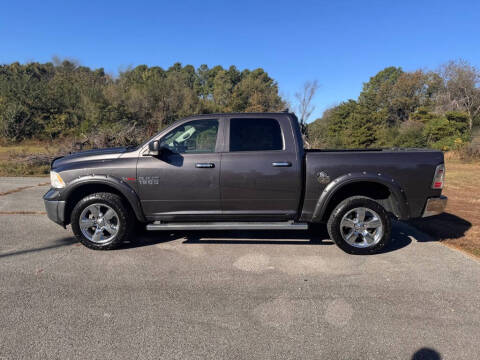 2015 RAM 1500 SLT
