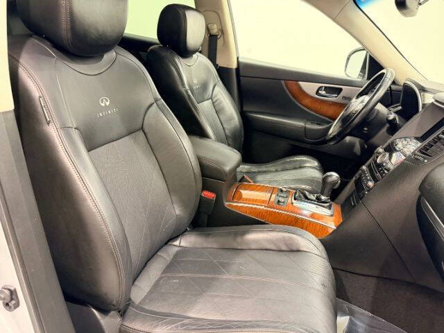 2011 Infiniti FX35