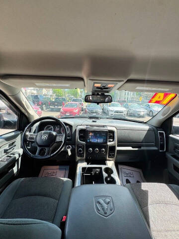 2014 RAM 1500 SLT