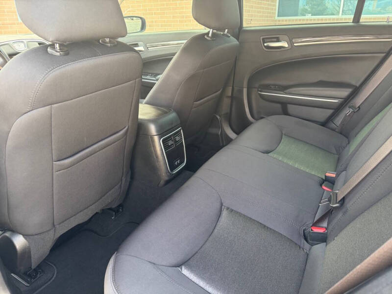 2021 Chrysler 300 Touring