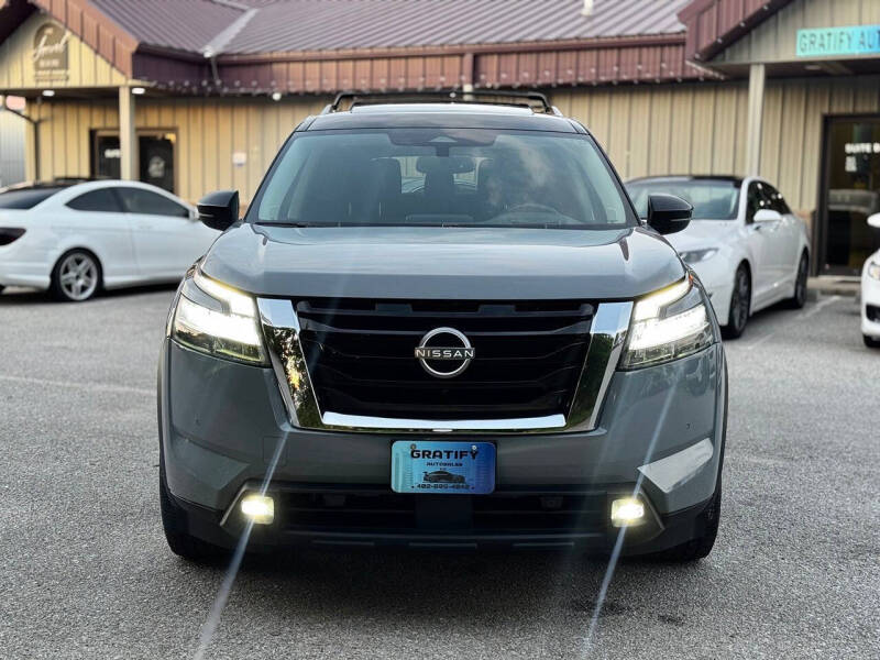 2022 Nissan Pathfinder Platinum