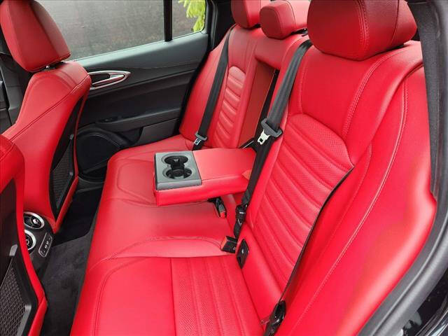 2024 Alfa Romeo Giulia Veloce