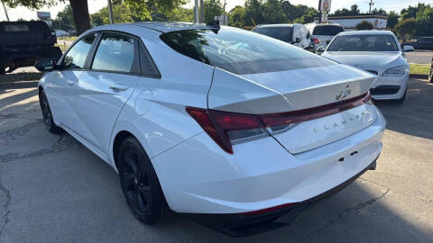 2021 Hyundai Elantra