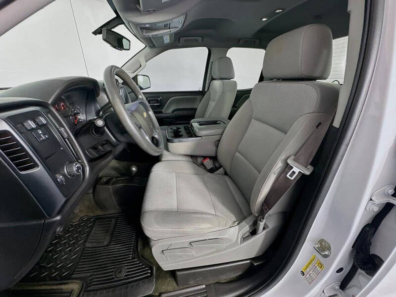 2017 Chevrolet Silverado 1500 Custom