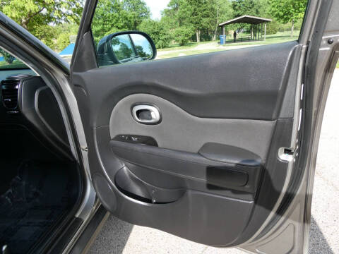 2019 Kia Soul +