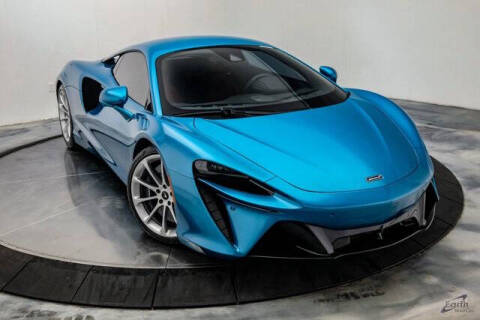 2024 McLaren Artura