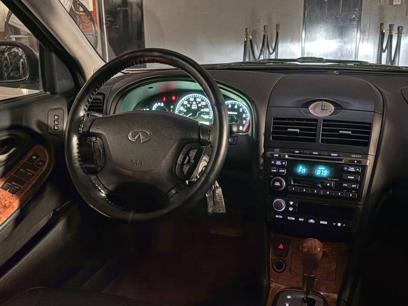 2004 Infiniti I35