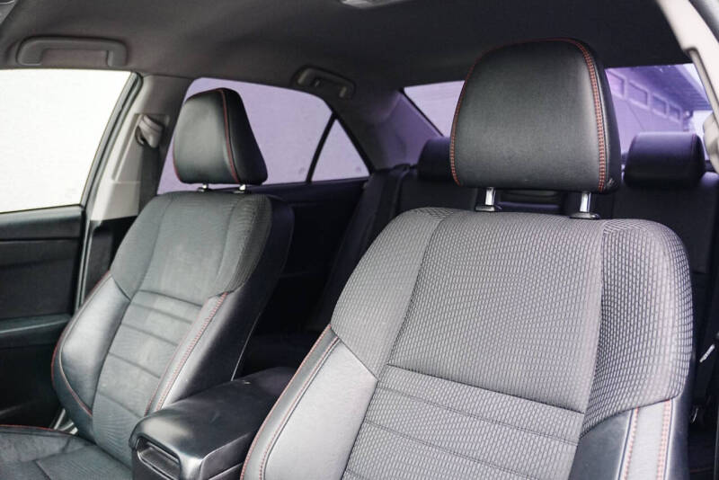 2017 Toyota Camry SE