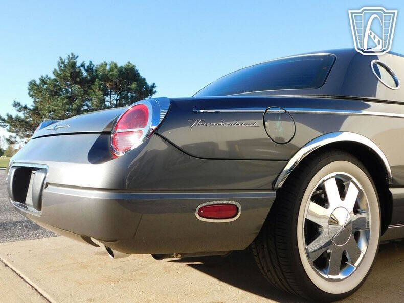 2003 Ford Thunderbird