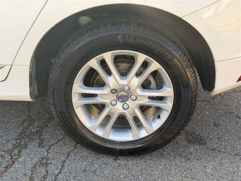 2016 Volvo XC60 T5 Drive-E Premier