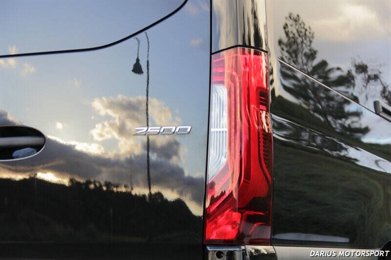 2024 Mercedes-Benz Sprinter 2500