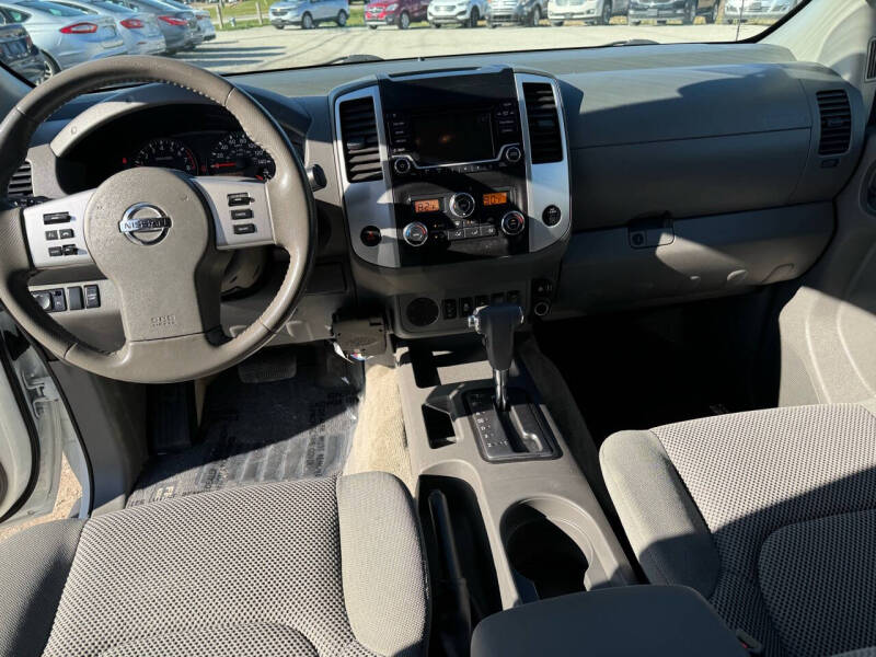 2018 Nissan Frontier SV photo 15